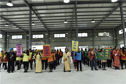 各门派运动场上“华山论剑”