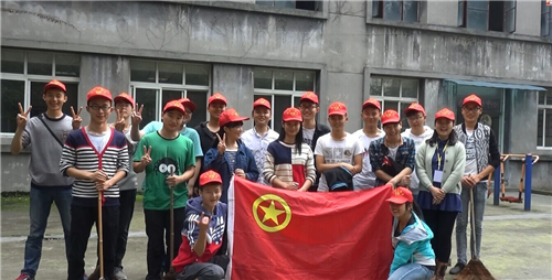 九九重阳送温情 ,传尊老敬老好风尚