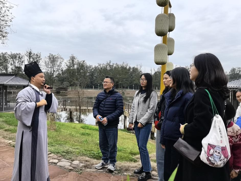 服务管理第二党支部开展“清风竹韵·廉润初心”竹廉文化主题党日