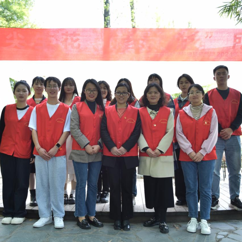 春暖心更暖，党员志愿服务进行时