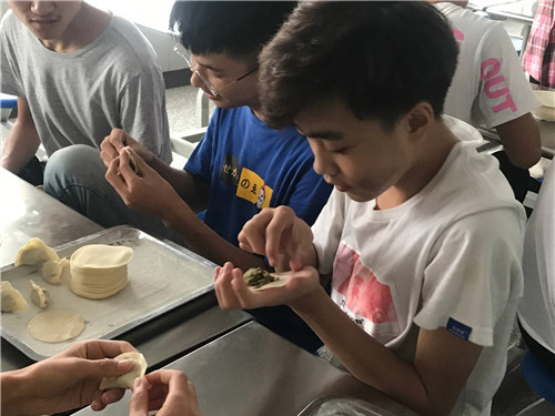 经济管理系开展“迎中秋 爱校园”系列活动