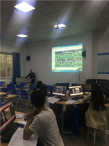 “以赛促教、以赛促学”