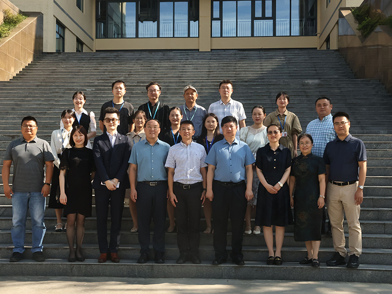 邀专家到院指导，促“三名工程”建设