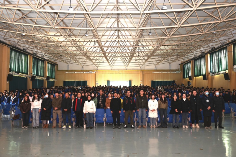 青春榜样引领成长 实干笃行再谱新篇