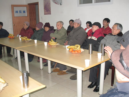 局领导来校慰问