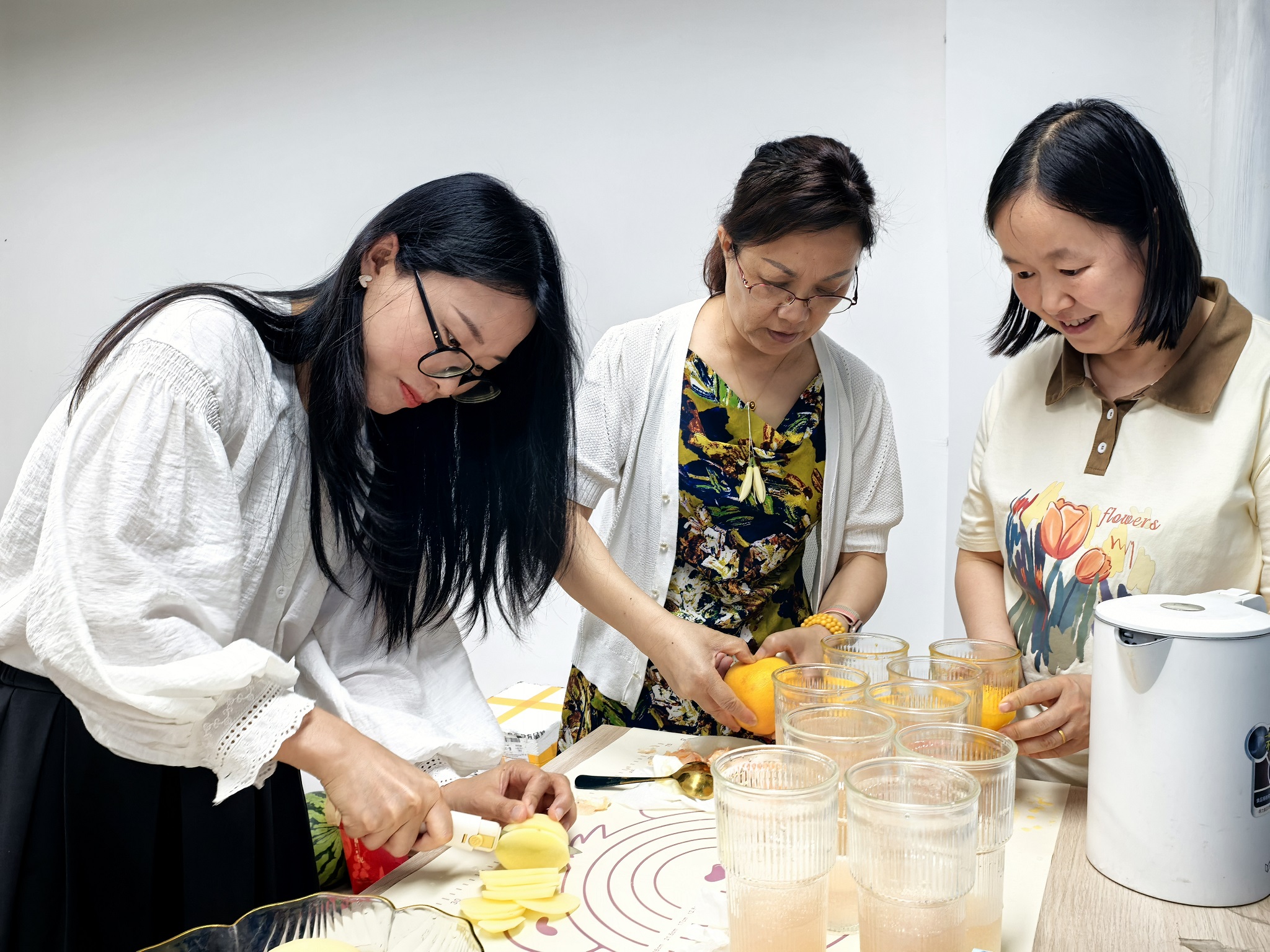 烹制人间烟火气 凝聚团队向心力