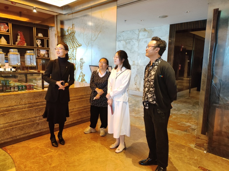 深化校企合作共育英才，我院经济管理系教师走访实习酒店